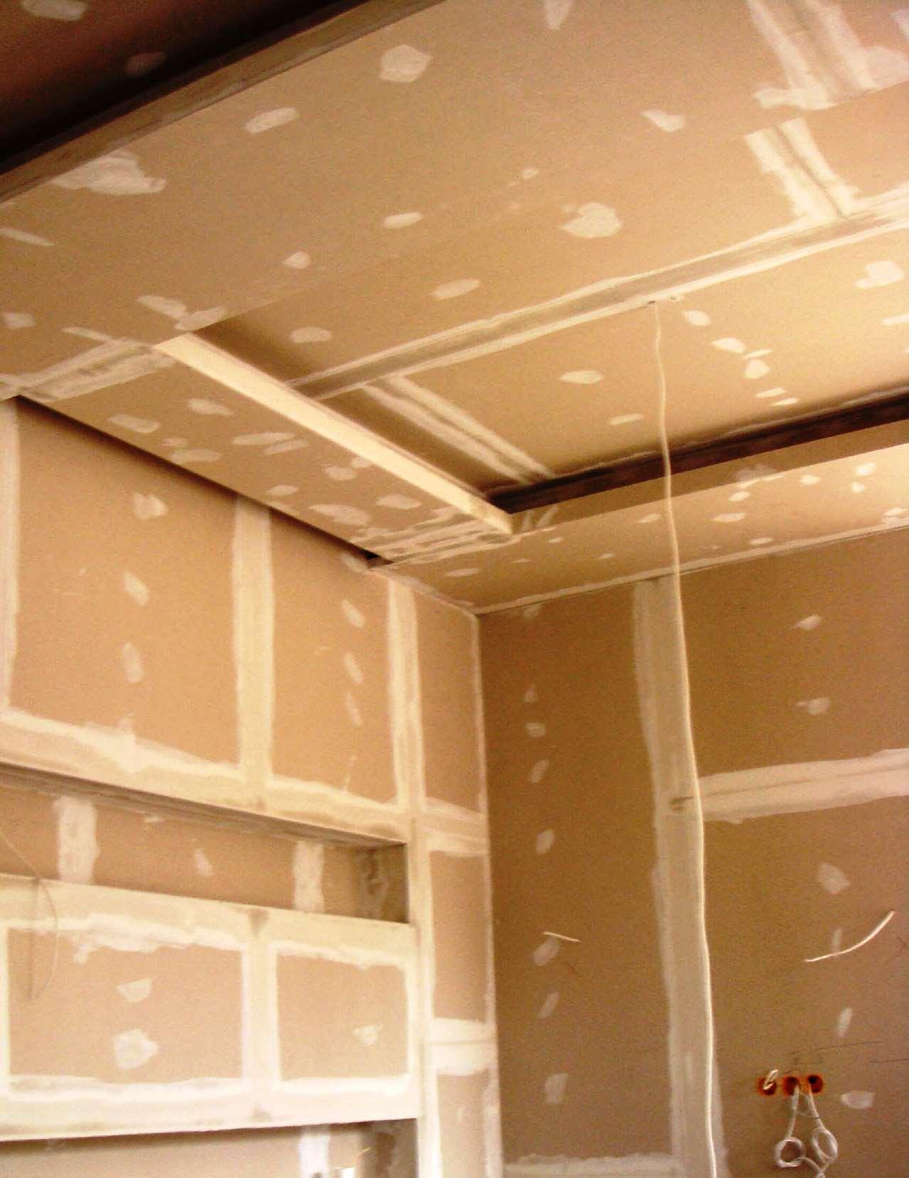 El pladur es muy utilizado en divisiones interiores y falsos techos.