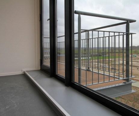 El equipo de t�cnicos de CASA VIVA (dise�adores, arquitectos e ingenieros) le ayudan a encontrar la mejor soluci�n t�cnica y est�tica para su cubierta plana o balcone.