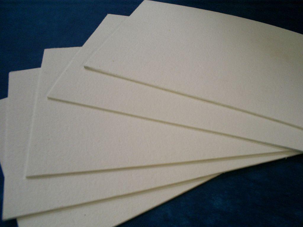 Existen diferentes tipos de papel hidrulico de amianto.