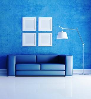 El azul calma pero en exceso puede volver el ambiente fro y vaco. Descubre los colores que mejor se adapten a su casa.