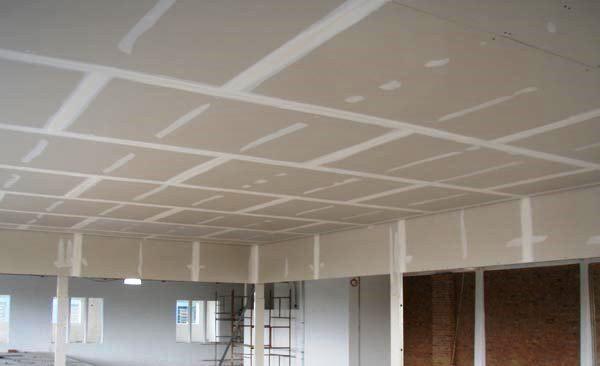 El pladur tiene muchas ventajas sobre las paredes interiores en relacin con la ejecucin de paredes de ladrillo tradicionales.