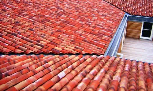Los tejados son cubiertas incliandas que se caracterizan por su revestimiento especfico: tejas.